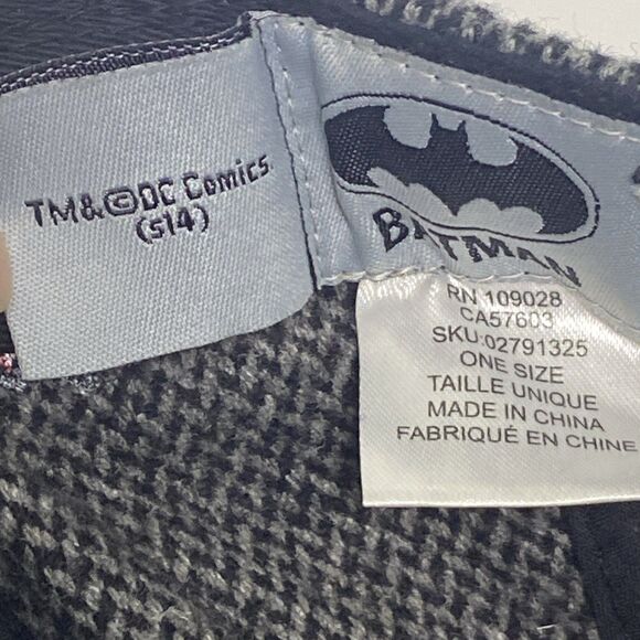 Concept One DC Comics Batman Herringbone Flat Bill Cap Hat OSFM - Picture 6 of 9